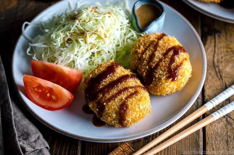 Croquette Japhy Japanese croquettes, a Japanese dish that can be easily made at home